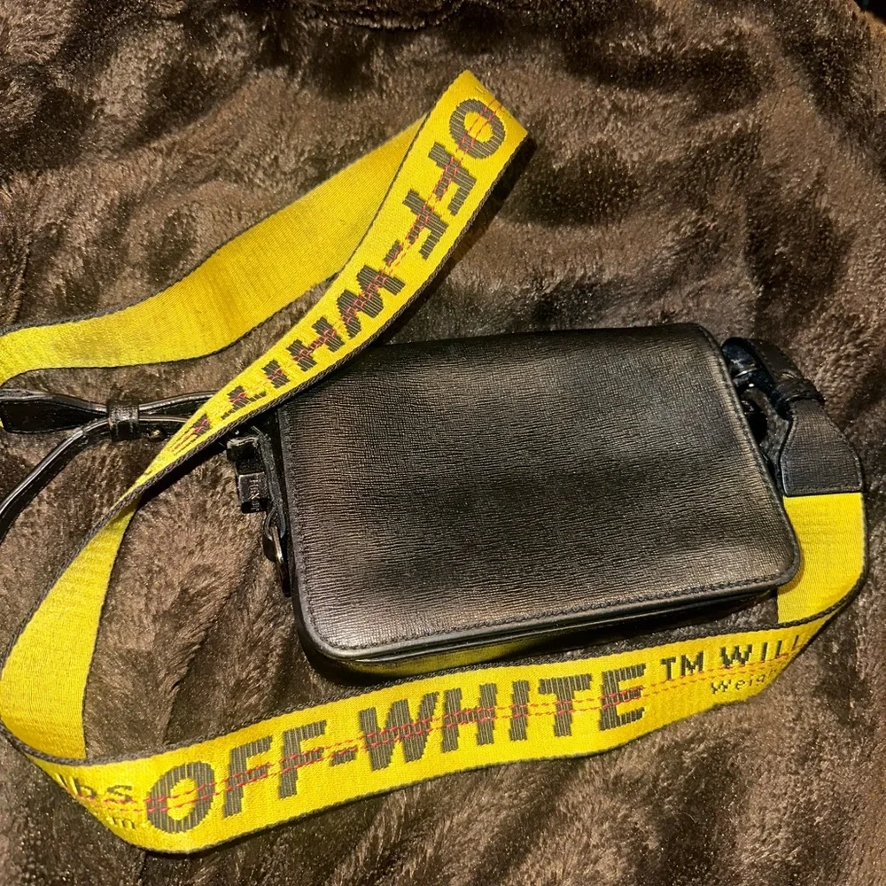 OFF- White Crossbody Bag - Picture 3 of 6